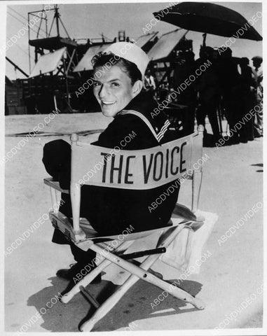 Frank Sinatra and the Andrews Sisters 1729-14