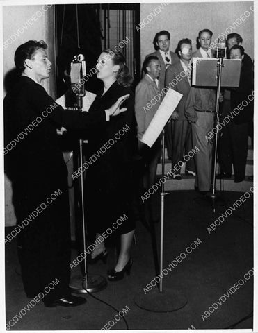 Frank Sinatra w a composer or writer maybe 1730-06