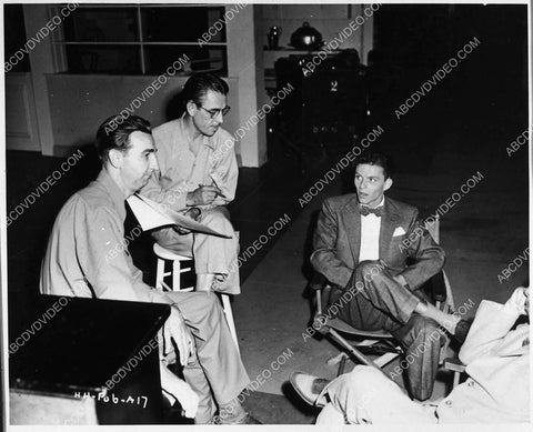 Frank Sinatra and some execs maybe 1731-07