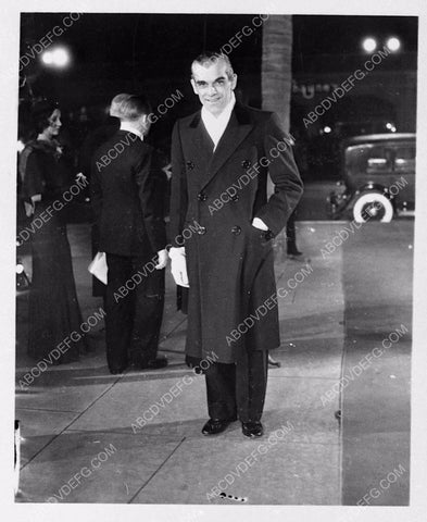 candid Boris Karloff at 1934 film premiere 1737-30