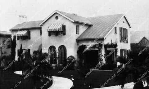 Doodles Weaver home 87 Freemont Pl 1751-32