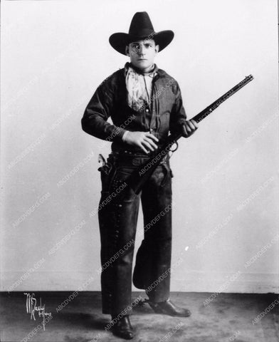 Buck Jones with shotgun 1839-13