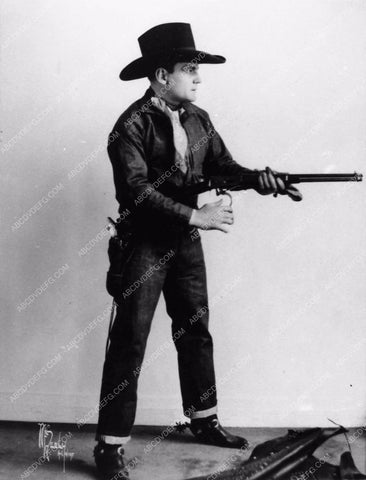 Buck Jones with shotgun 1839-14