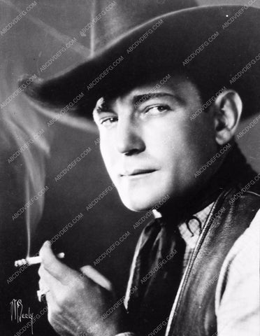 Buck Jones with cigarette 1839-16