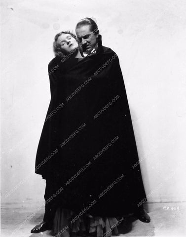 Bela Lugosi Helen Chandler horror film portrait Dracula 1851-12