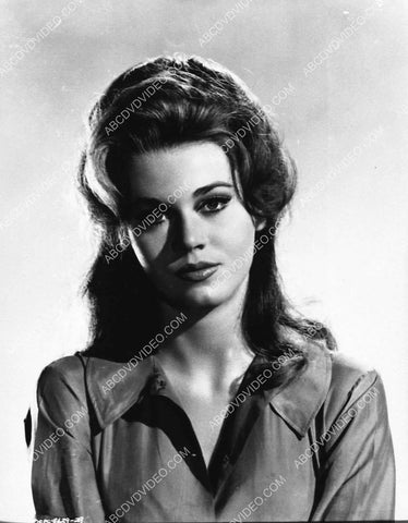 beautiful Jane Fonda portrait 1854-17