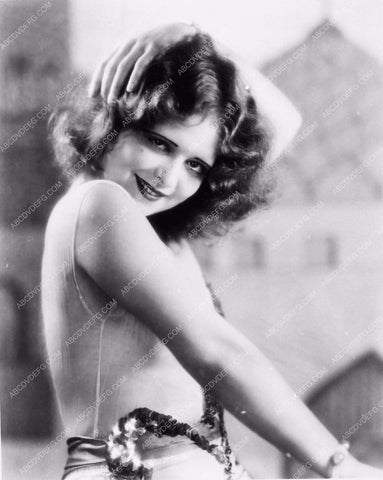 Clara Bow very cute pose 1860-18
