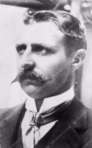 French aviator and inventor Louis Bleriot portrait 1868-19