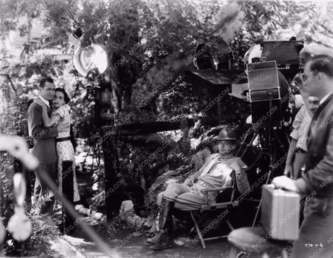 Robert Montgomery Maureen O'Sullivan behind the scenes Hide-Out 1875-20