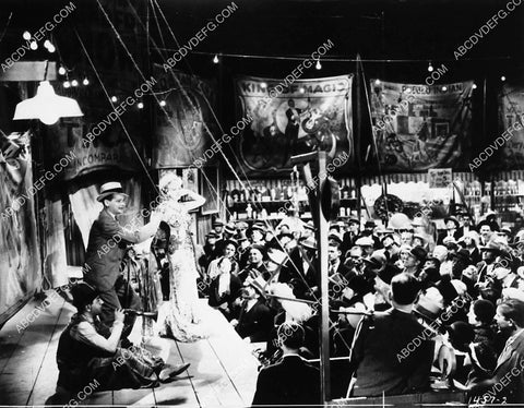 Mae West film Goin' To Town 1895-31