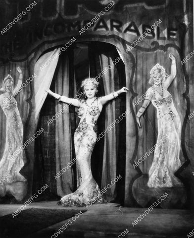 Mae West film Goin' To Town 1895-34