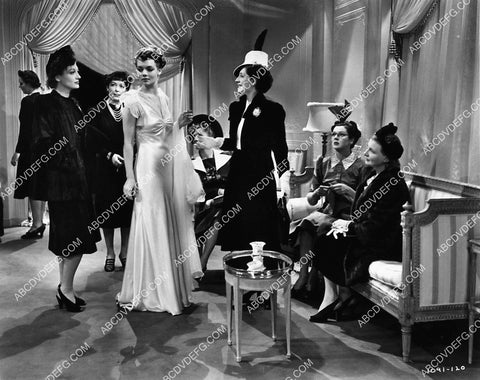 Joan Crawford Paulette Goddard Rosalind Russell and cast film The Women 1896-10