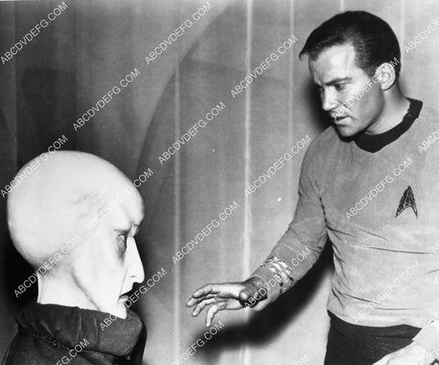 William Shatner w the alien TV Star Trek 1905-14