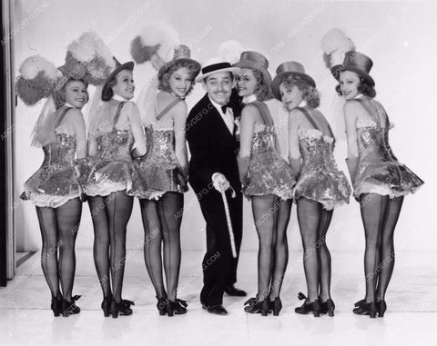Clark Gable w sexy chorus girls from Idiots Delight 1910-20