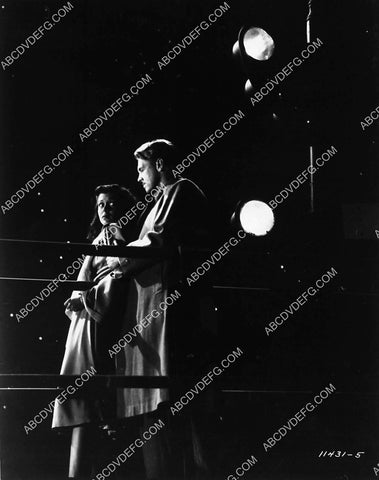 John Lund Gail Russell film The Night Has a Thousand Eyes 1939-31