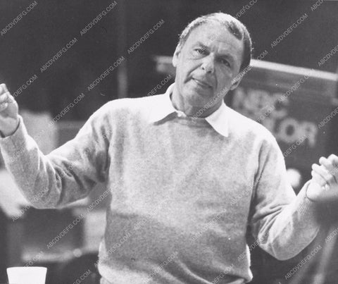 Frank Sinatra candid in the recording studio 1970-08