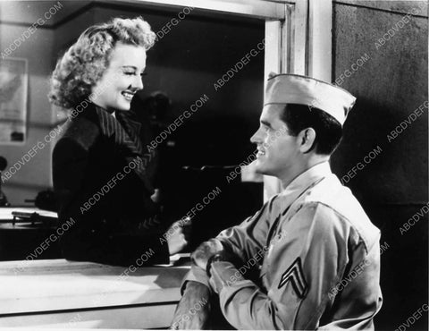 Evelyn Keyes Tom Neal film There's Something About a Soldier 1996-08