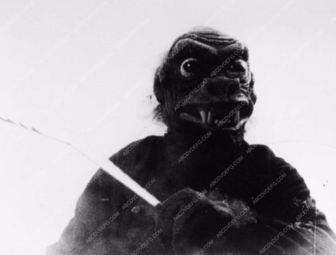 monster from original TV The Outer Limits Ep Fun and Games 2010-03