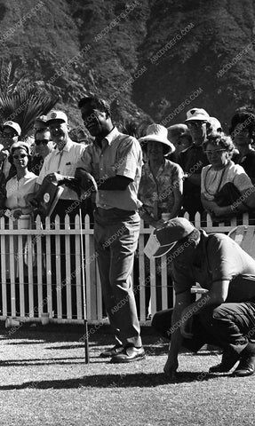 Sammy Davis Jr Frank Sinatra competes in Frank Sinatra Palm Springs Golf Tourn 2024-23
