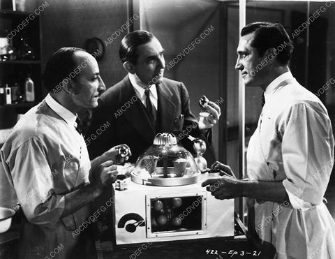 Bela Lugosi Ralph Byrd serial film SOS Coastguard 2041-07