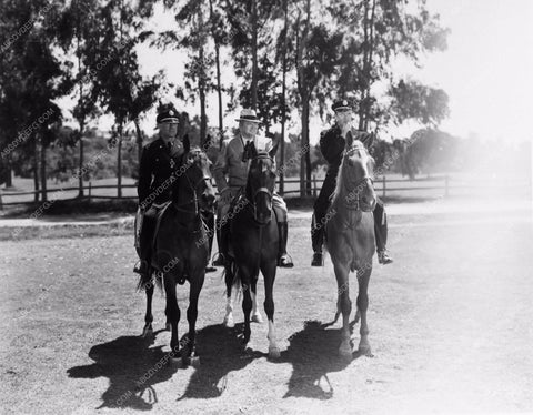 Edward Arnold and cast on horseback Meet John Doe 2048-23