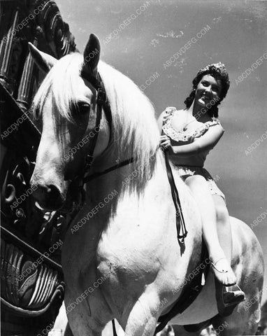 Linda Darnell on horseback on location film Brigham Young Frontiersman 2053-19