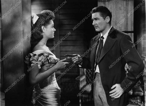 Alexis Smith Errol Flynn film Montana 2093b-08