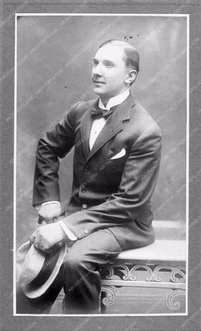 Bela Lugosi relative 2097-28