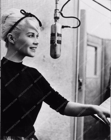 Dorothy Provine 2105-13