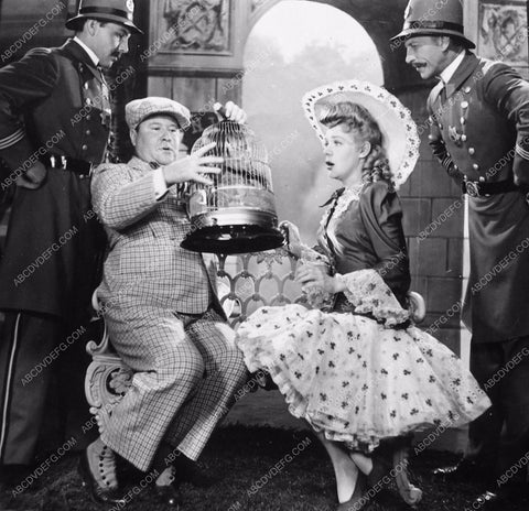 Alice Faye and cast Hello Frisco Hello 2124-10