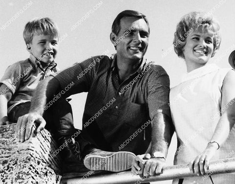 Clint Howard Dennis Weaver Beth Brickell TV Gentle Ben 2132-10