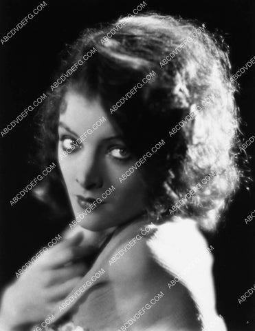 early Myrna Loy portrait 2136-07