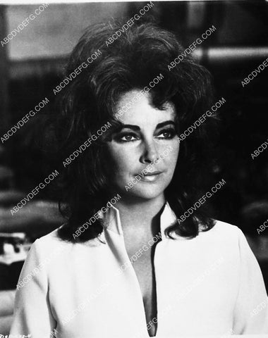 Elizabeth Taylor film X, Y and Zee 2136-33