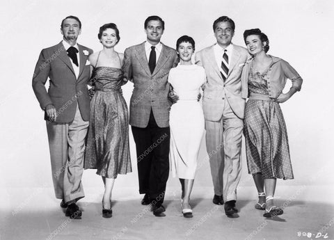 Clifton Webb Jean Peters cast film Three Coins in the Fountain 2177-27