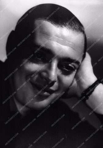 Peter Lorre great portrait 2198-28