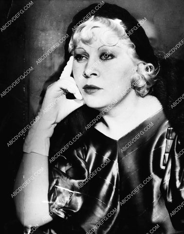 Mae West portrait 2201-13