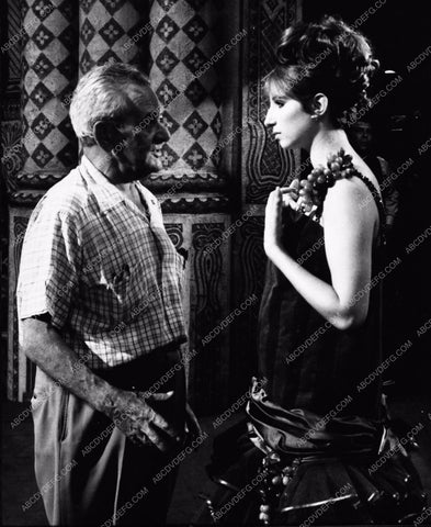 great behind the scenes Barbra Streisand director William Wyler Funny Girl 2229-11