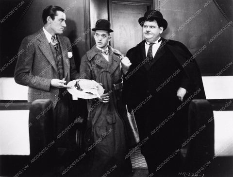 Laurel and Hardy 2234-35