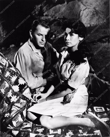 Frank Sinatra Barbara Luna Devil at 4 O'Clock film scene photo 2245-33