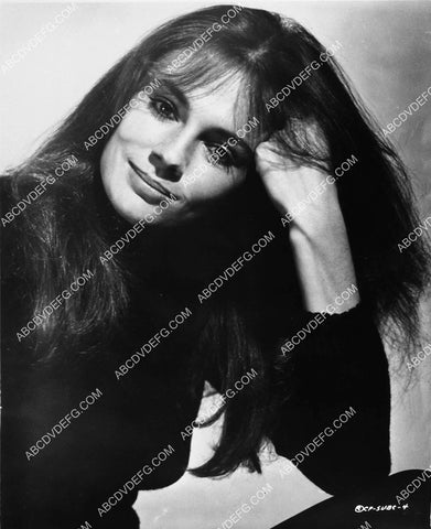 beautiful Jacqueline Bisset portrait 2256-21