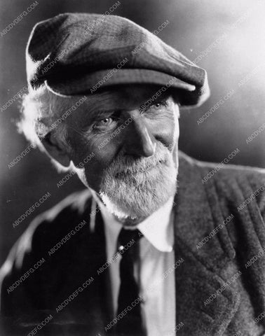 Luke Cosgrave portrait 2323b-09