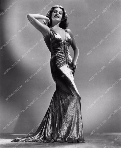 Rita Hayworth glamour pose 2323b-35