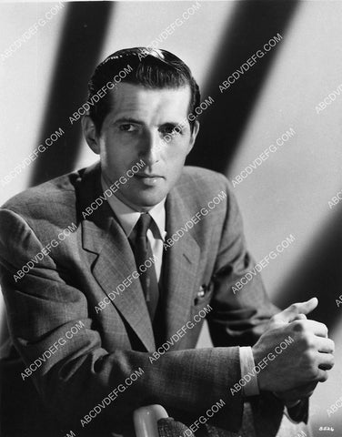 Willard Sage portrait 2325-20
