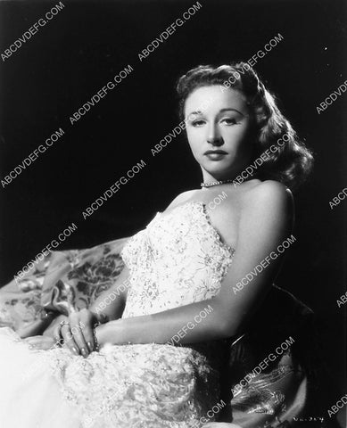Vera Ralston portrait 2326-30
