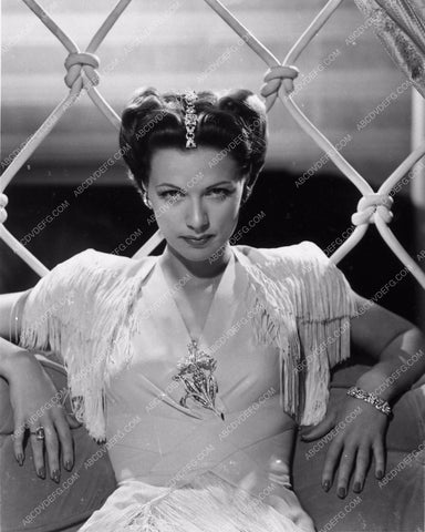 unusual serious Eleanor Powell portrait 2328-18