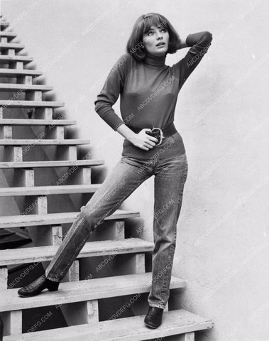 beautiful Jacqueline Bisset portrait 2340-28