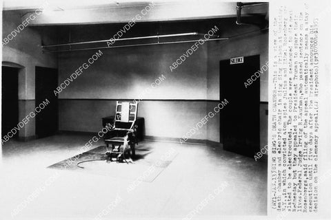 news crime photo the electric chair in Sing Sing Prison for Julius & Ethel Rosenberg 2373-29