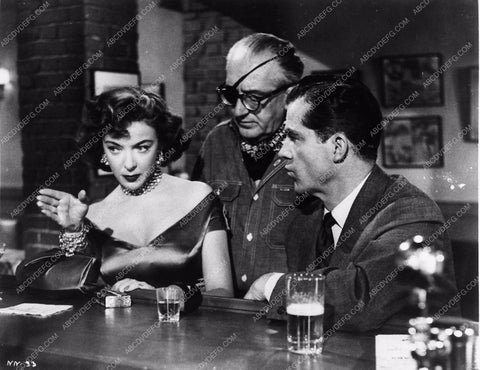 Ida Lupino director Fritz Land Dana Andrews candid behind the scenes 2418-33