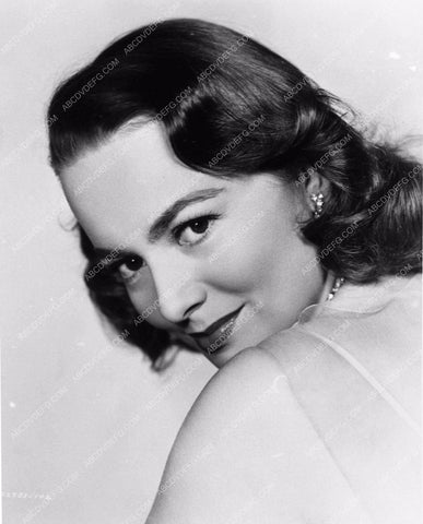 Olivia de Havilland portrait 2536-23