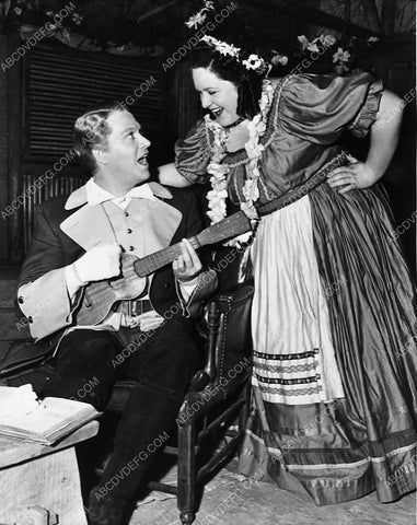 Nelson Eddy and extra have some fun on set New Moon 2540-32